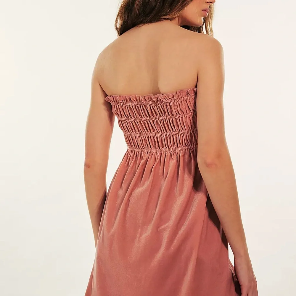 Free People | Sunni Velvet Convertible Skirt | Blush | Medium‎ | NWT - Picture 2 of 3